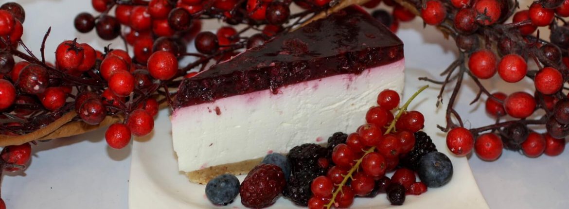 Cheescake sa šumskim voćem